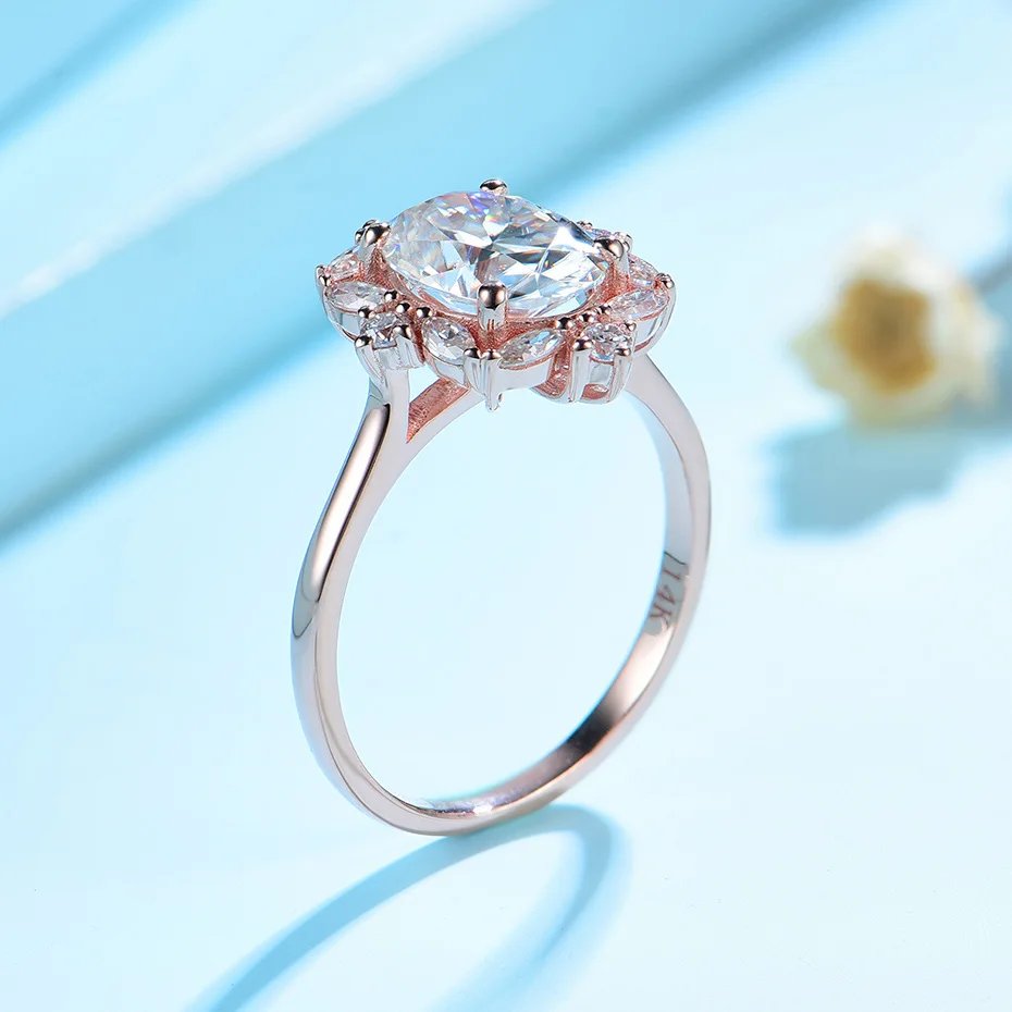 Women's Moissanite 10K Ring